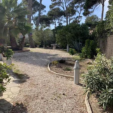Апартаменты Studio Climatise A Hyeres, Proche Plage Et Port, Avec Terrasse Et Wifi - Fr-1-335-196 Йер